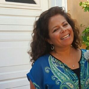 Meet your Posher, Liana