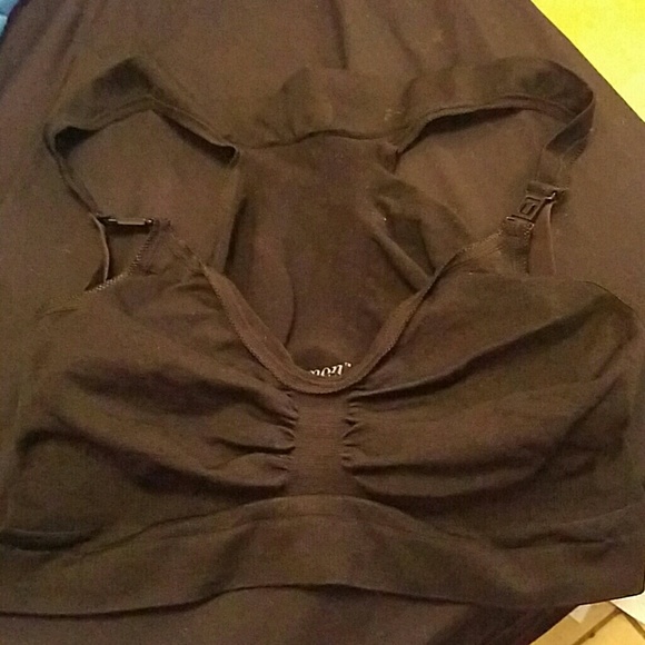 Black maternity bra