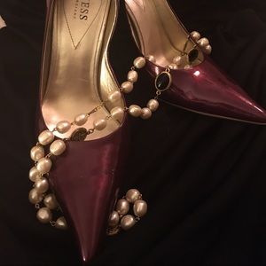 Plum Guess pumps