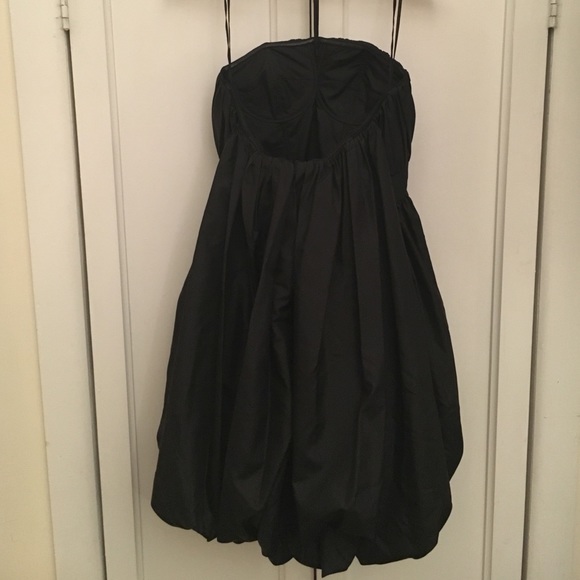 Get the look! Black Strapless Jill Stuart Collection Statement Bubble Mini Dress - Picture 6 of 6