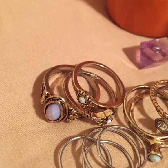 Set of rings - Picture 2 of 4