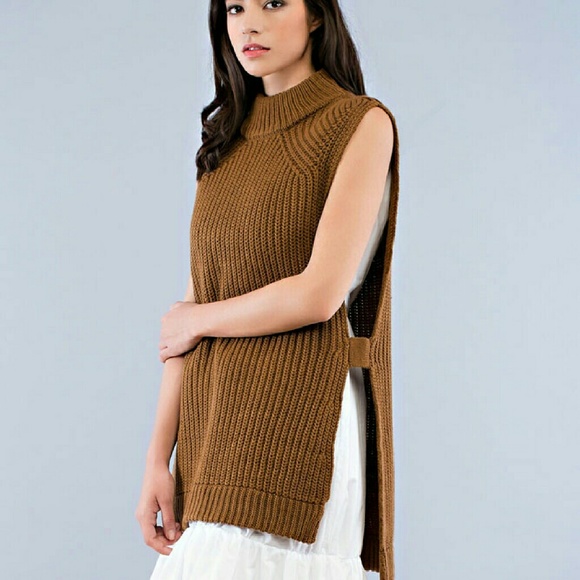 Knit sweater vest