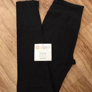 Brand New Lularoe Black OS