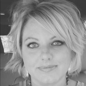 Meet your Posher, Staci