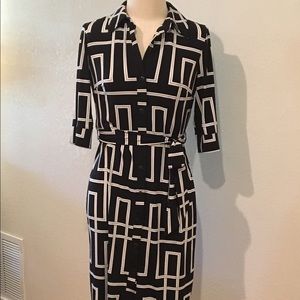 Sale $15! 3/4 Sleeve Black/Tan pattern shirtdress.