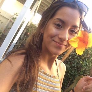 Meet your Posher, Savannah