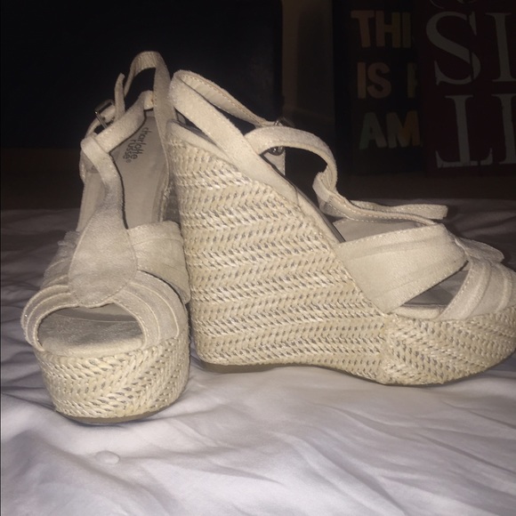 Sz 7 Charlotte Russe Wedges
