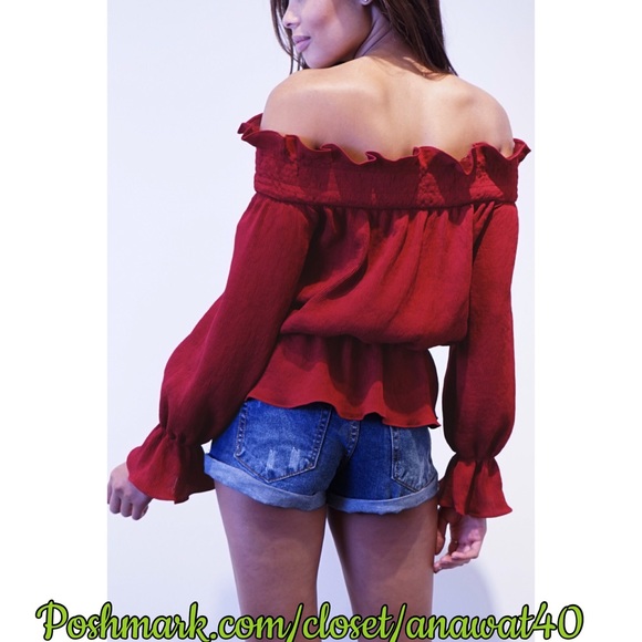 HP Anika Off Shoulder Top - Picture 2 of 4