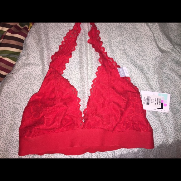 VS pink bralette