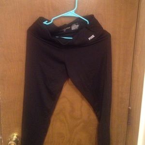 PINK ultimate leggings size medium.