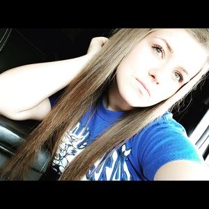 Meet your Posher, Corina jo