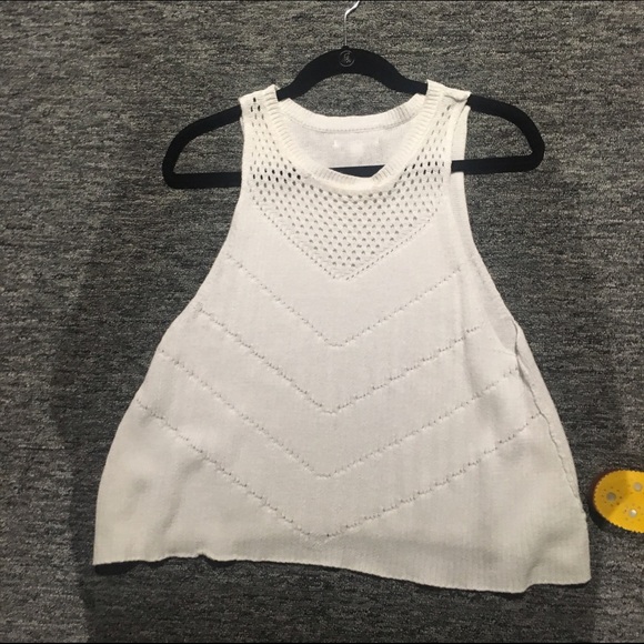 American Eagle Outfitters - Picture 1 of 2