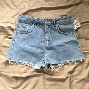 TOPSHOP high waisted mom jean shorts denim shorts