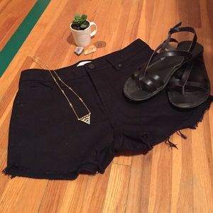 Black frayed high-waisted shorts