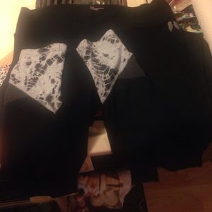 Victoria's Secret leggings! Size M!