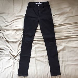 Brandy Melville high waisted black skinny jeans