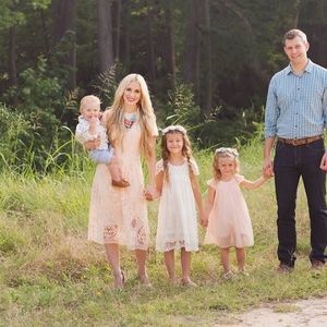 Meet your Posher, Marissa