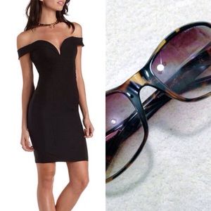 Dress/sunglasses bundle