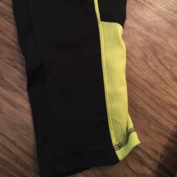 Jogging pants - Picture 2 of 2