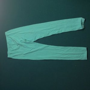 Cute blue leggings. ( justice brand for exposure.)