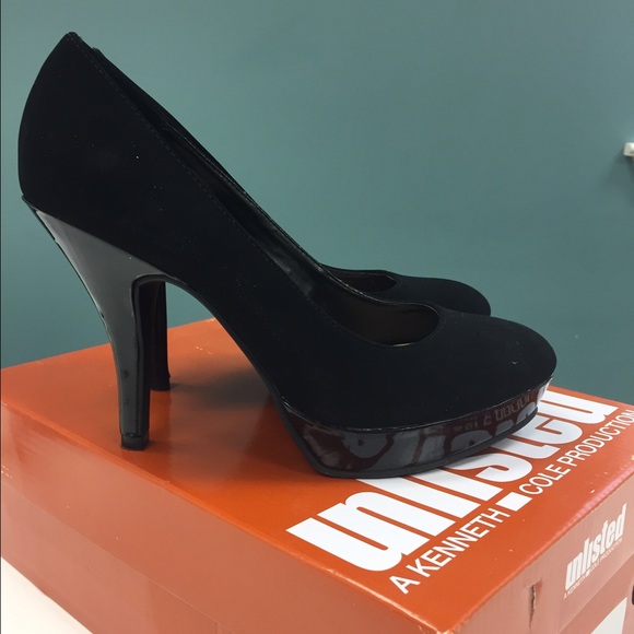 Suede with patent leather heel pumps 👠