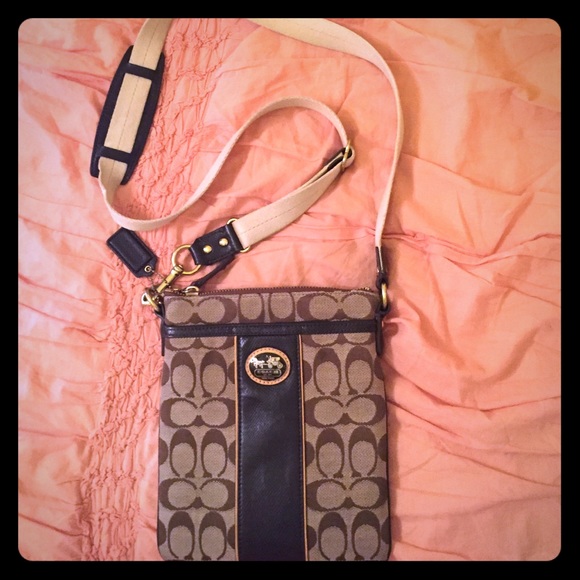 🍁 Coach cross body satchel swing pack signature