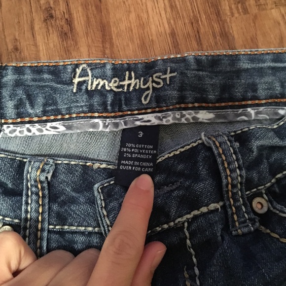 Blue jeans - Picture 2 of 3