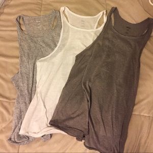 3 Urban Outfitters BDG Tanks S Grey/White/Taupe