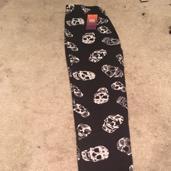 Skull leggings