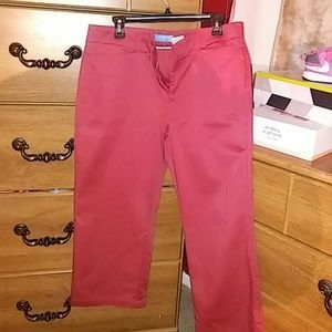 Womens  Capris. Color is like red