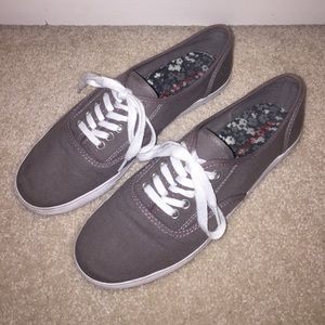 Target brand Vans