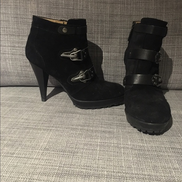 Nine West booties - Picture 1 of 2