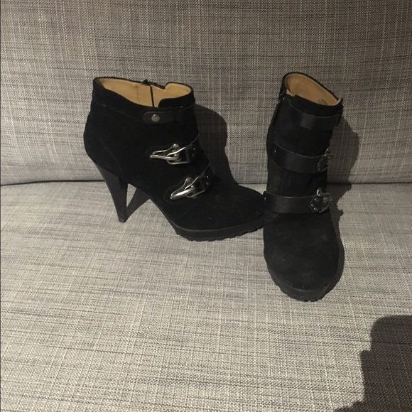 Nine West booties - Picture 2 of 2