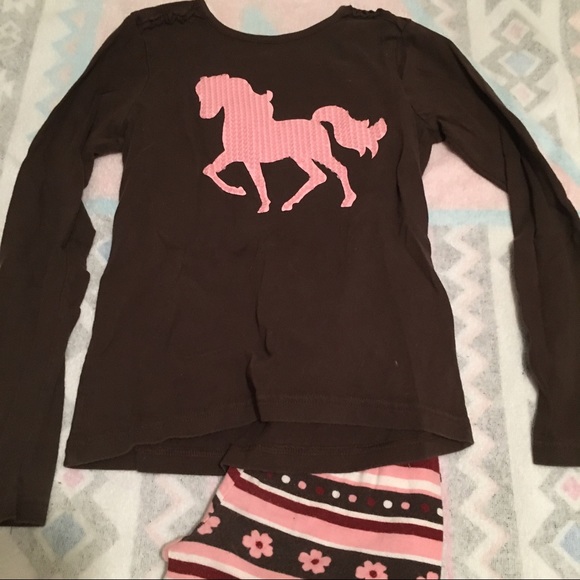 Striped leggings with matching shirt