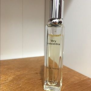 Very Irresistible by Givenchy