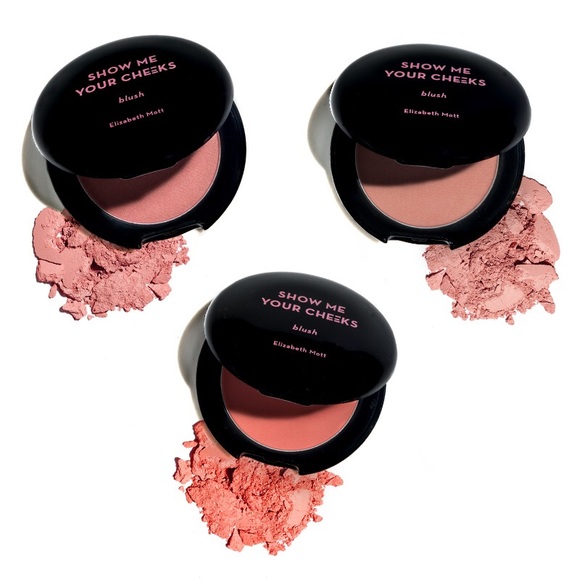 Elizabeth Mott show me your cheeks - Picture 2 of 4