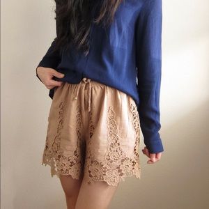 Soft lace shorts
