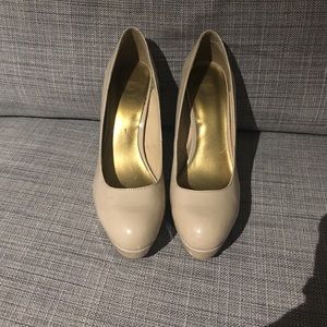 Guess heels