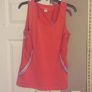 Lucy Running Top Size Small