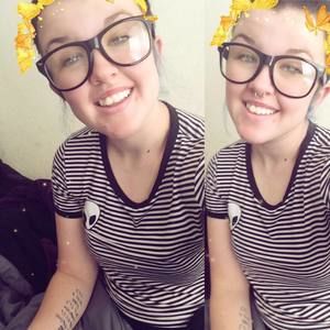 Meet your Posher, Molly