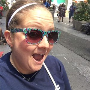 Meet your Posher, Ashley