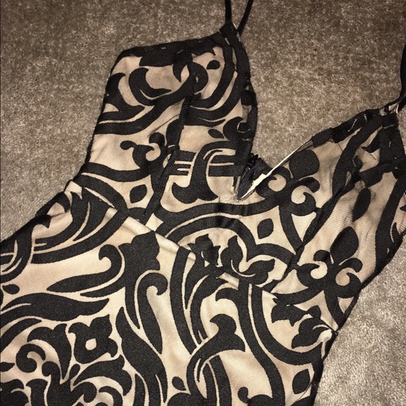 💃🏻Short Nude/Black Mesh Dress