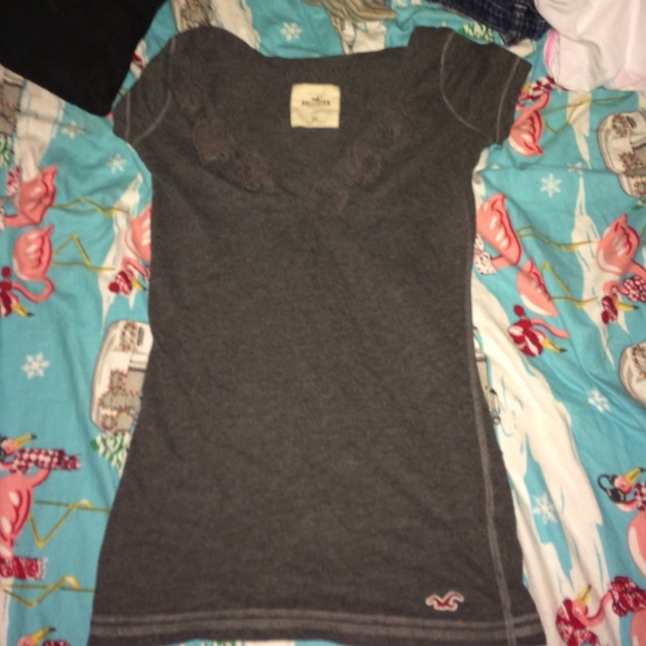 Hollister shirt
