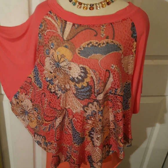 Yak n Yeti Dolman Sleeve Top - Picture 3 of 4