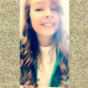 Meet your Posher, Kayla