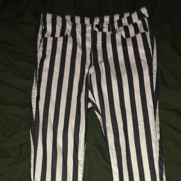 Black & white vertical striped pants (size 4)
