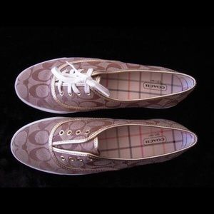 Barely used Coach shoes