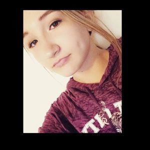 Meet your Posher, Alexus