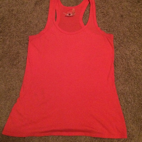 Adorable coral tank
