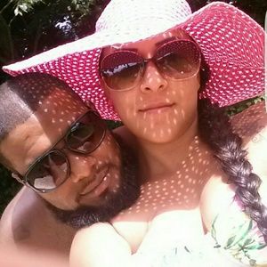 Meet your Posher, Efrain